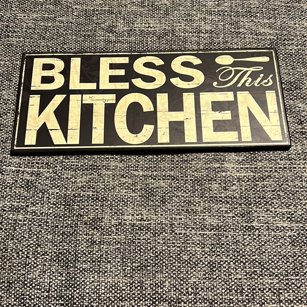 NWT Bless This Kitchen Decor